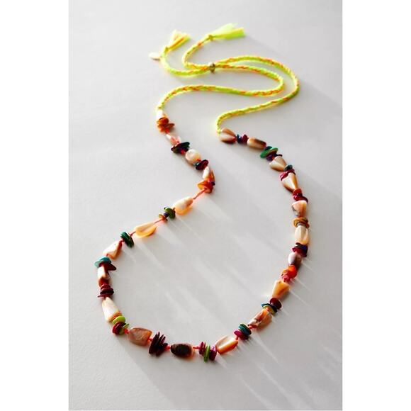 Free People Ariana Ost At The Market Necklace Pink NWT Belly Chain Shells Beach - Picture 15 of 16